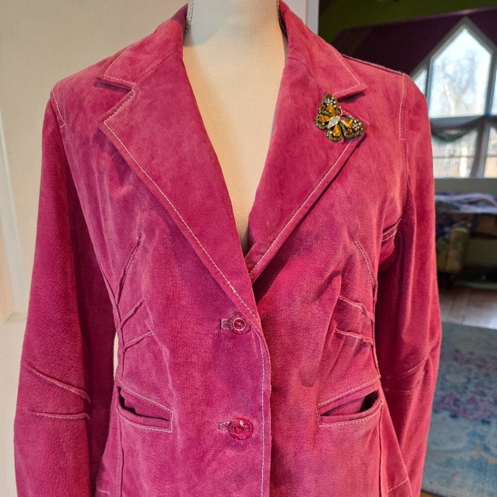 Wilsons Maxima Leather Suede Pink Blazer with Butterfly Brooch